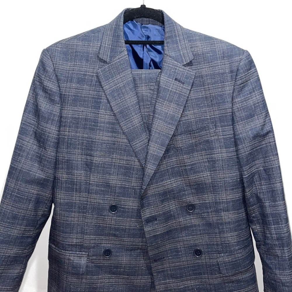 Double breasted suit